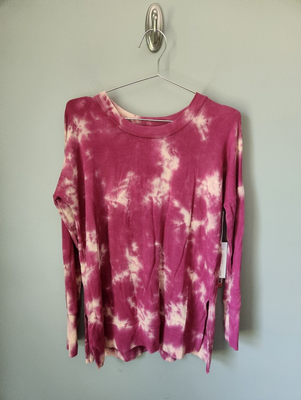 Herizon By Wantable Unwind Pullover Tie Dye Sweatshirt Women's Size Medium NWT